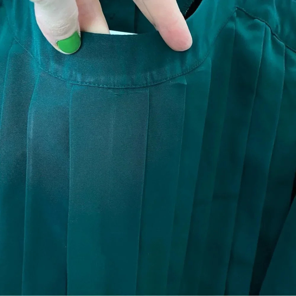 Vintage 80s Granny Pintuck Pleated Blouse Size 12 Large Hunter Green Matte Satin - Picture 10 of 10